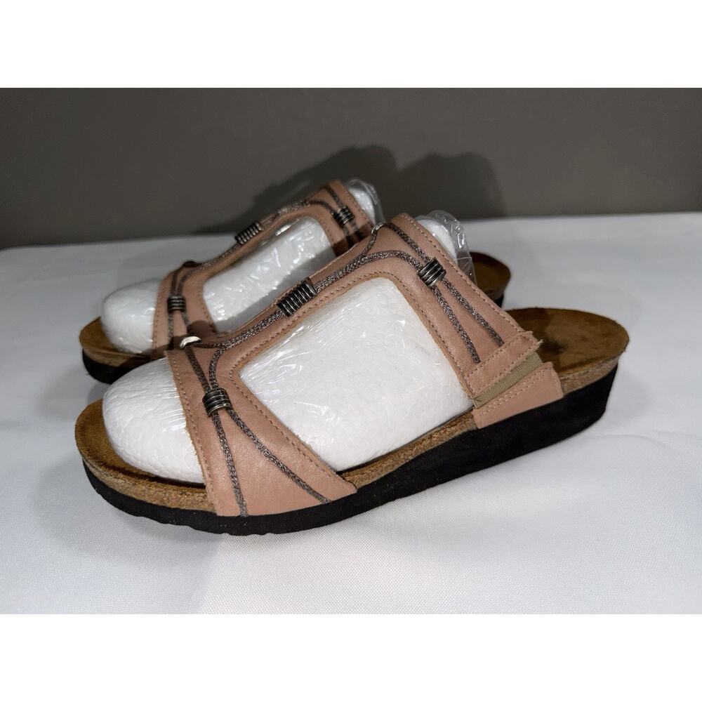 Naot Dana Pearlized Pink T Strap Slip On Sandals Size 39 US 8